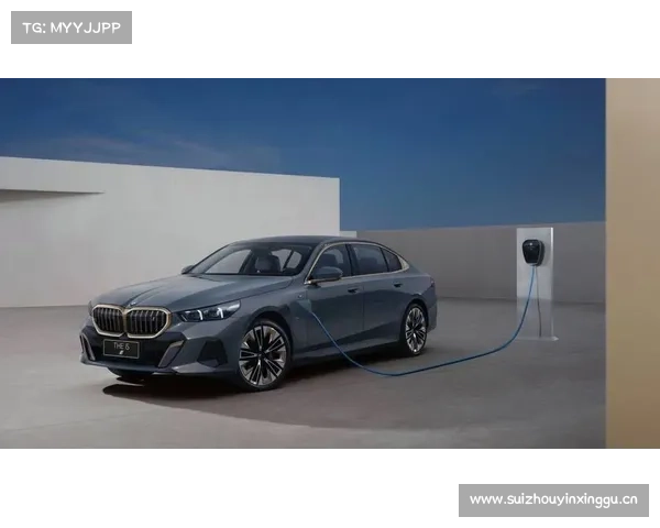 全新国产宝马5系本月即将上市，国内独享8K“大彩电”